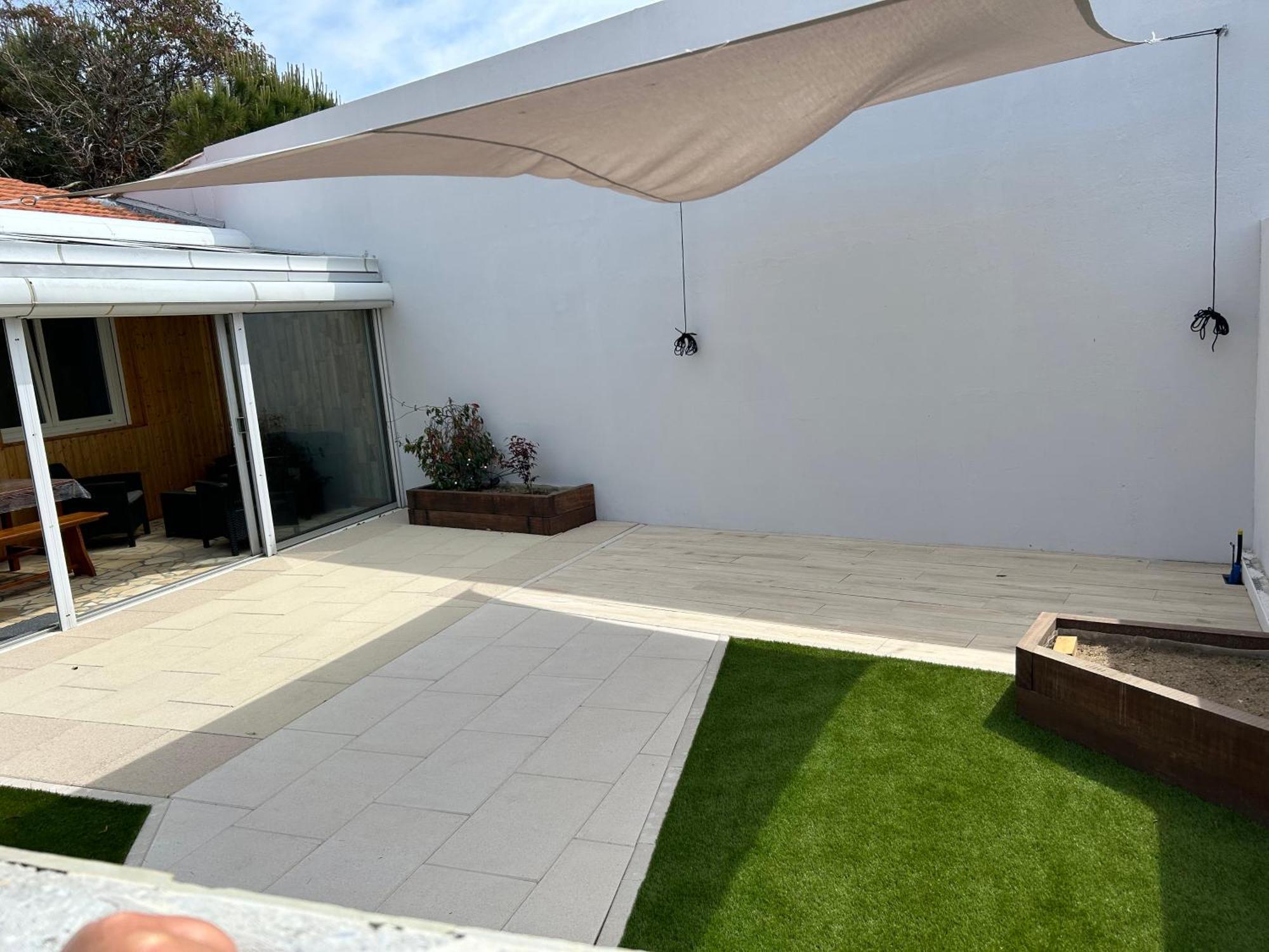 Maison Idealement Situee Pour Les Vacances Нотр-Дам-дьо-Мон Екстериор снимка
